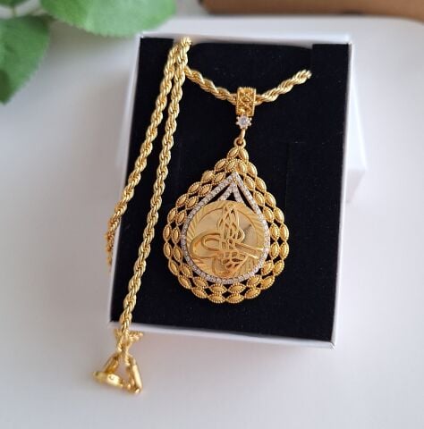 22 K ALTIN RENGİ TUĞRALI KOLYE 50 CM.