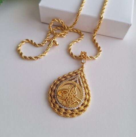 22 K ALTIN RENGİ TUĞRALI KOLYE 50 CM.