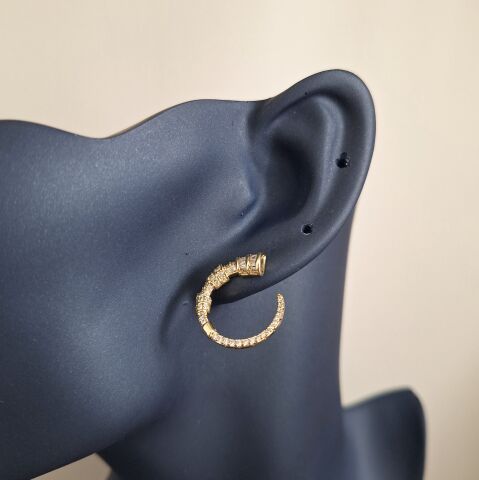 14 K ALTIN RENGİ XUPİNG KÜPE