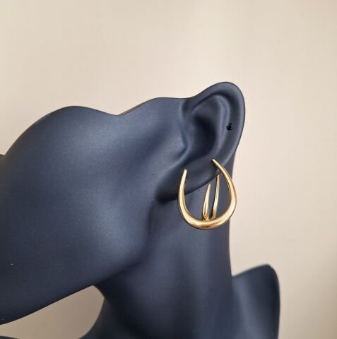 14 K ALTIN RENGİ XUPİNG KÜPE