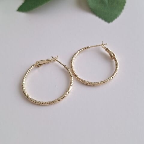 14 K ALTIN RENGİ XUPİNG HALKA KÜPE