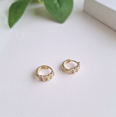 KÜÇÜK BOY XUPİNG KÜPE 14 AYAR ALTIN RENGİ