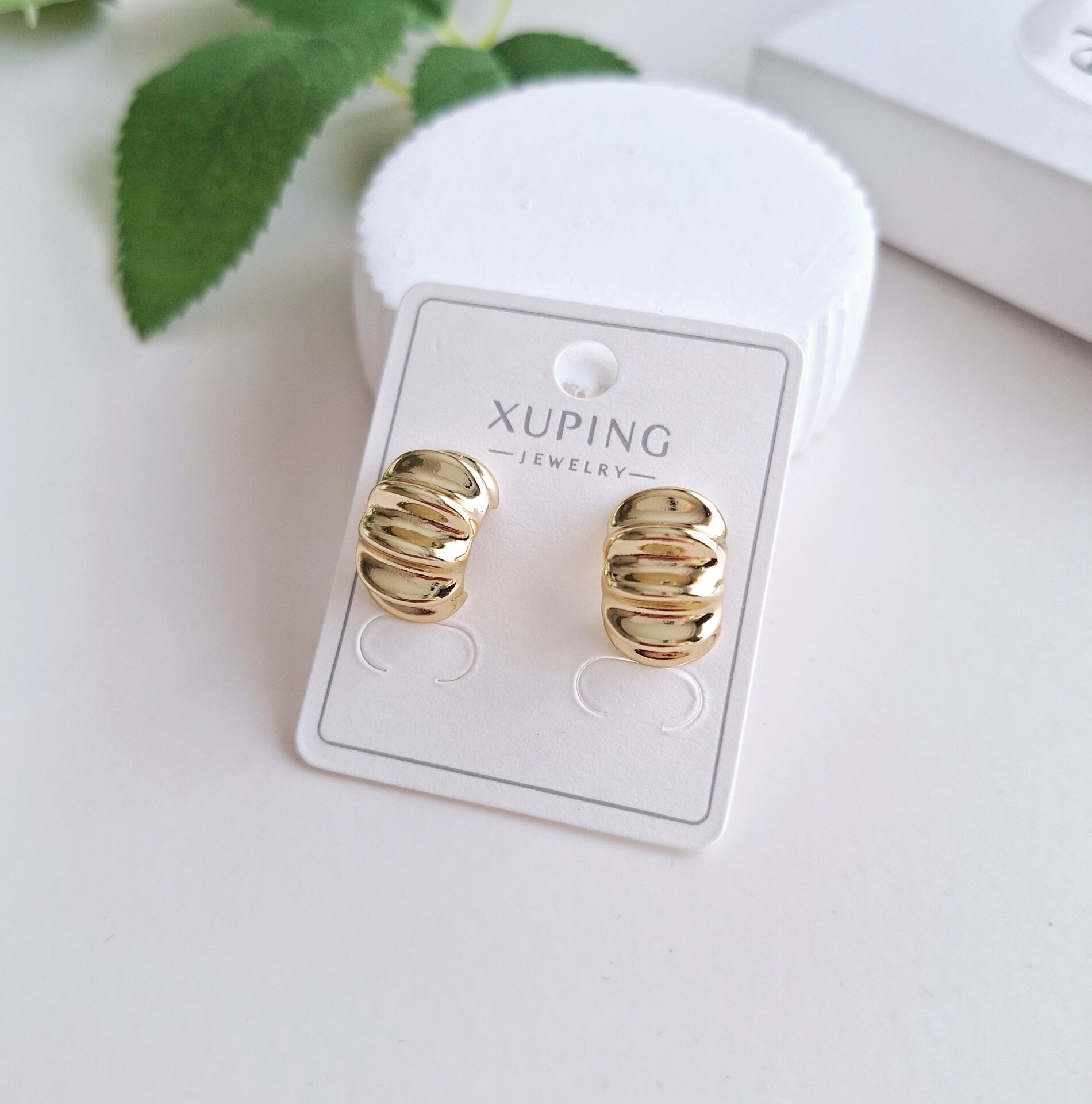 14 K ALTIN RENGİ TAŞSIZ XUPİNG KÜPE