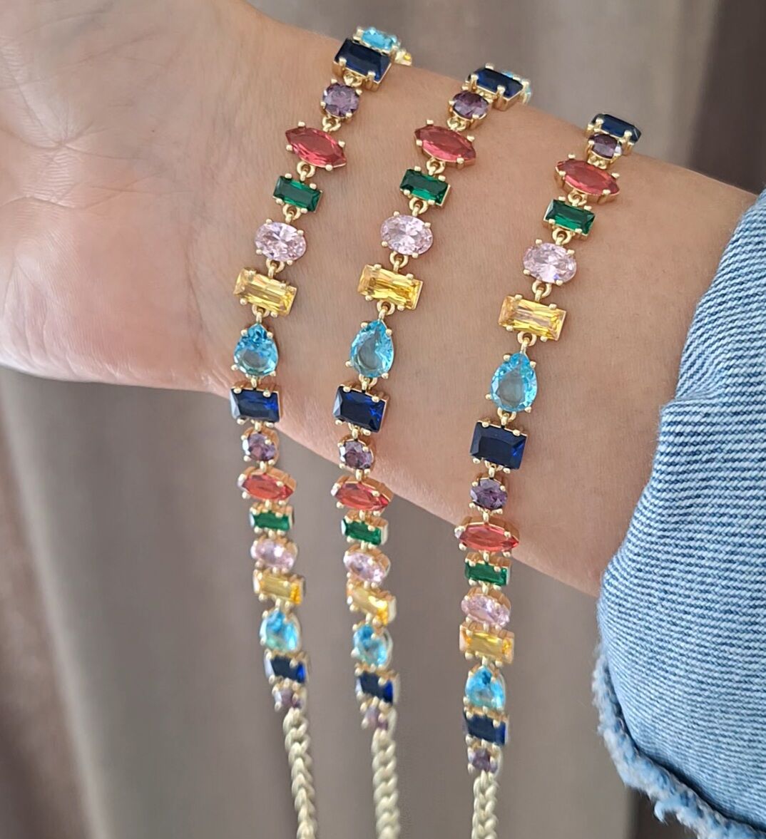 RENKLİ TAŞLI XUPİNG BİLEKLİK 14 AYAR ALTIN RENGİ