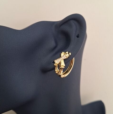 14 K ALTIN RENGİ XUPİNG KÜPE