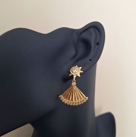 14 K ALTIN RENGİ XUPİNG KÜPE