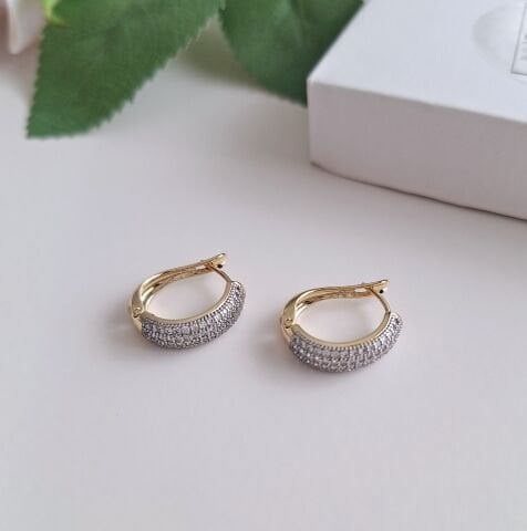 14 K ALTIN RENGİ XUPİNG KÜPE