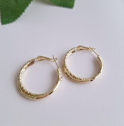 14 K ALTIN RENGİ XUPİNG HALKA KÜPE