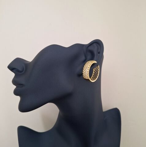 14 K ALTIN RENGİ TAŞLI XUPİNG HALKA KÜPE Büyük Boy