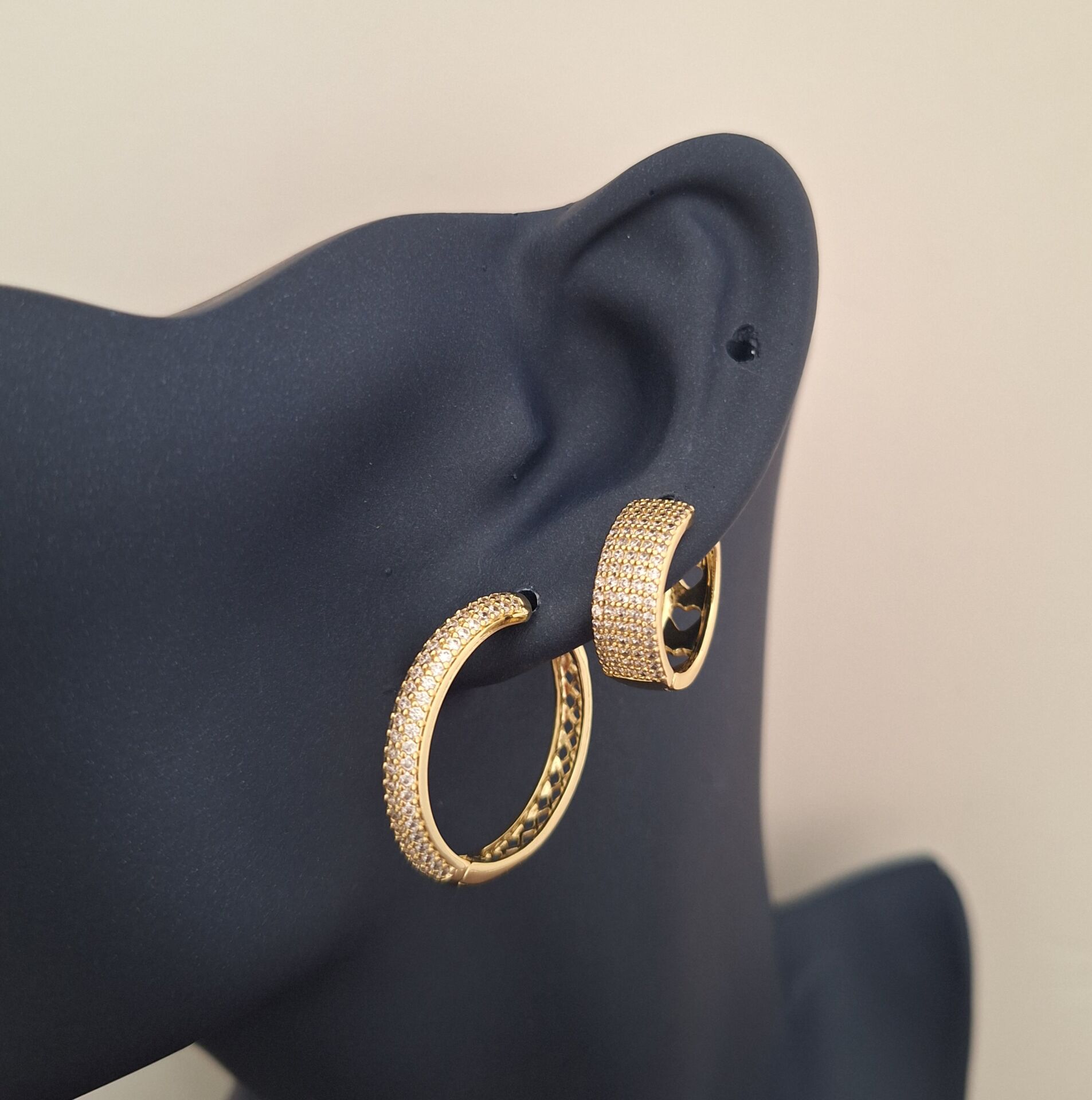 14 K ALTIN RENGİ XUPİNG TAŞLI KÜPE 2 Çift ( 4 Adet)