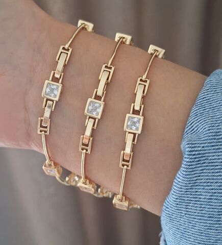 XUPİNG KARE TAŞLI BİLEKLİK