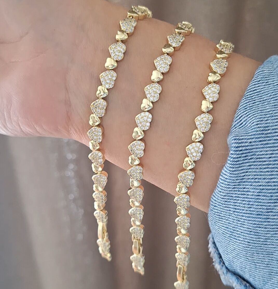 XUPİNG KALPLİ BİLEKLİK 14 K ALTIN RENGİ