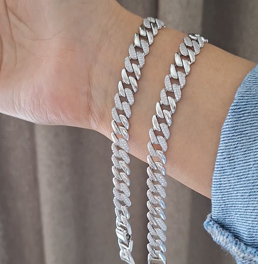 GÜMÜŞ RENK GURMET MODEL XUPİNG BİLEKLİK