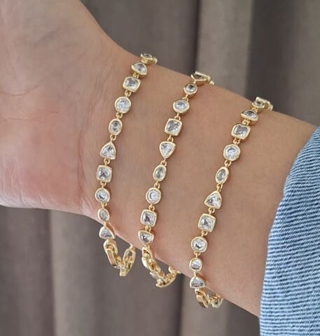 GOLD RENK TAŞLI XUPİNG BİLEKLİK
