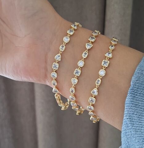 GOLD RENK TAŞLI XUPİNG BİLEKLİK