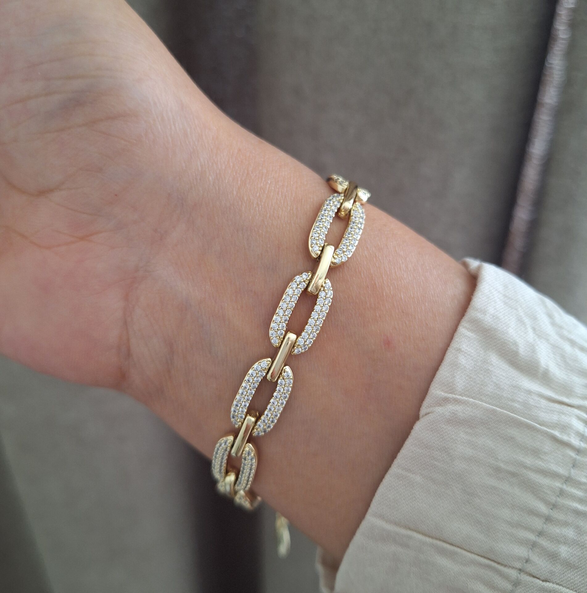 14 AYAR KAPLAMA XUPİNG TAŞLI BİLEKLİK