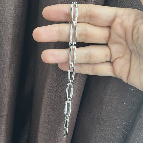 GÜMÜŞ RENK XUPİNG BİLEKLİK