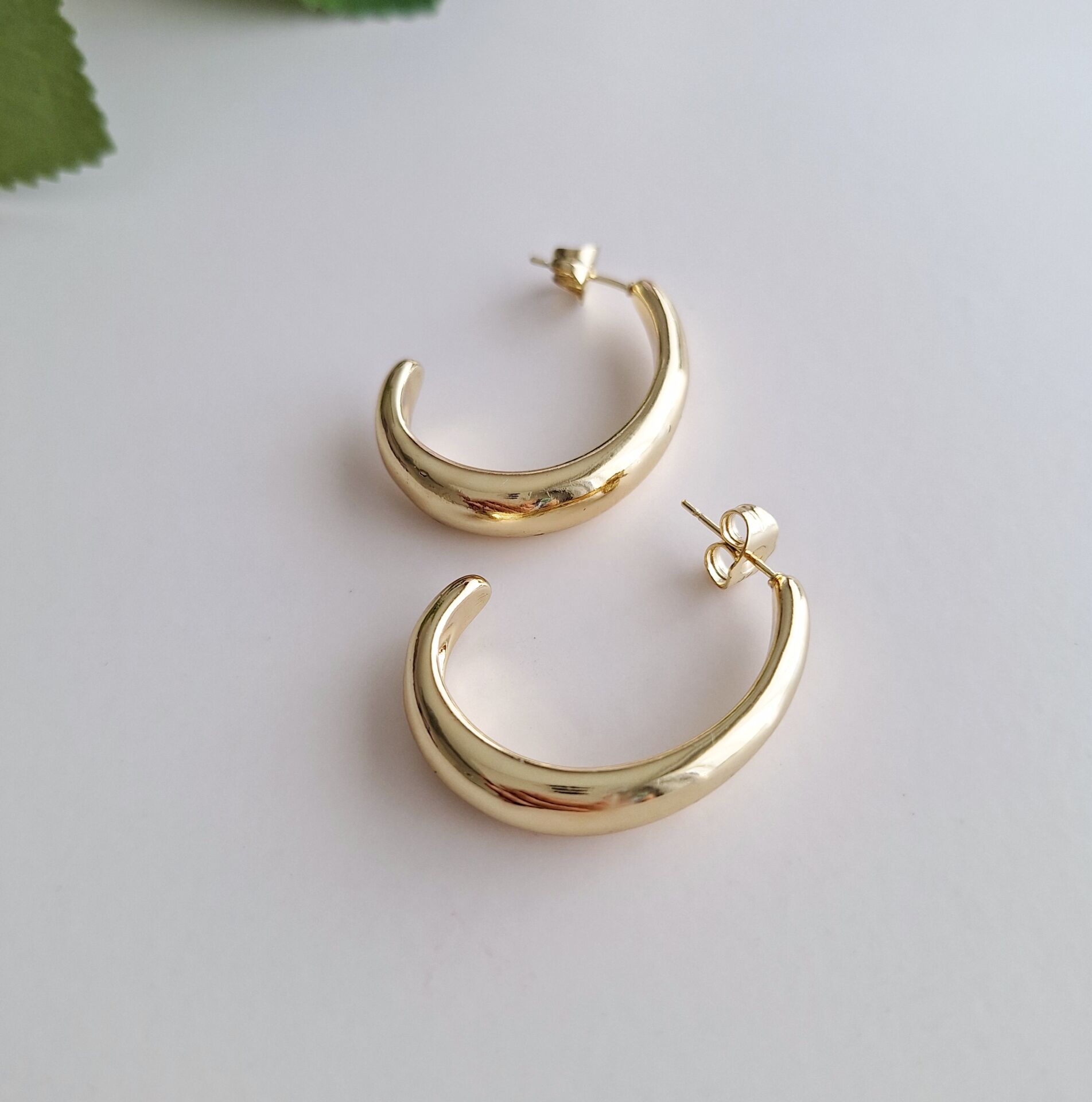 Xuping Küpe Gold Renk