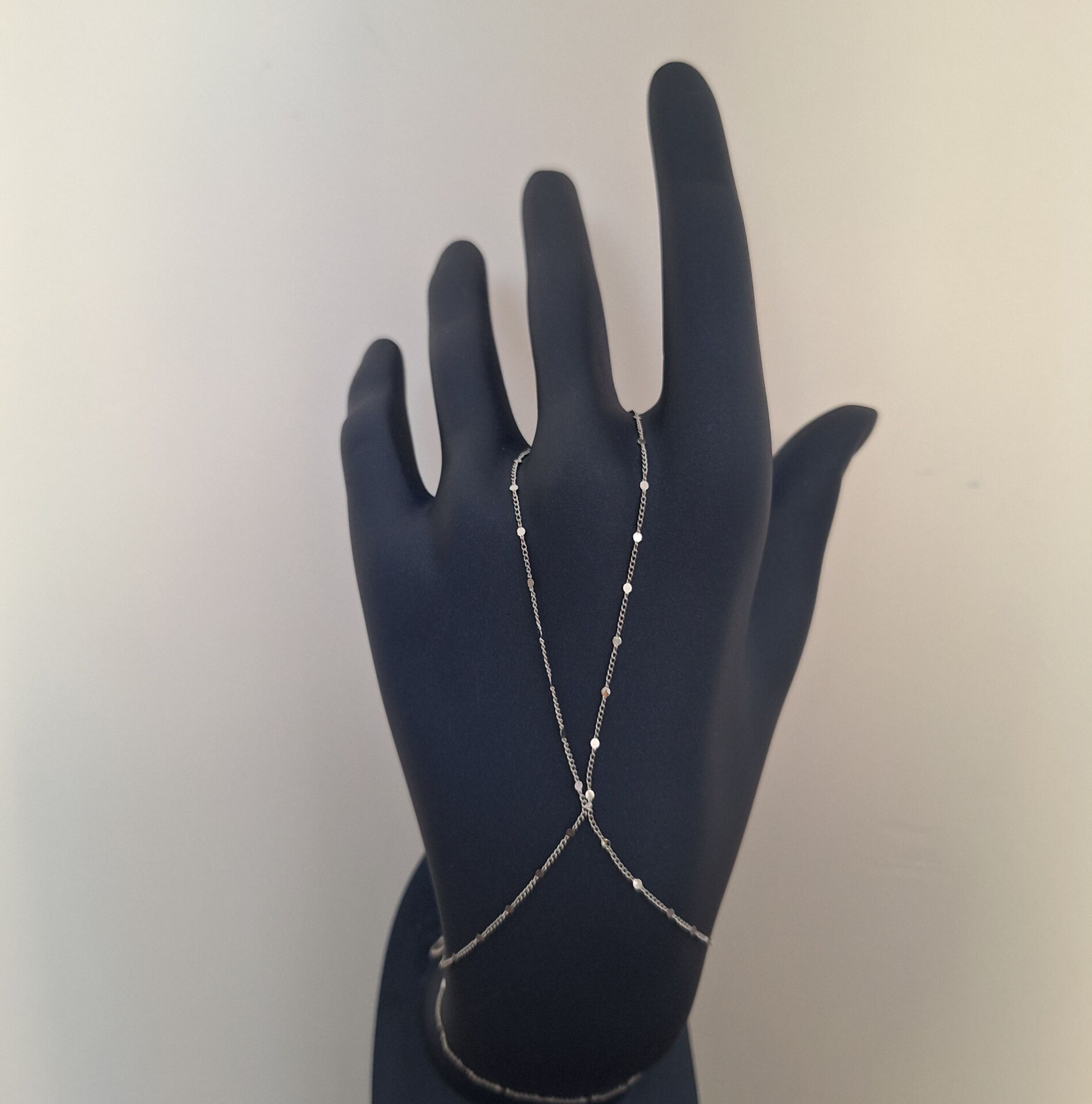 Gümüş Renk Şahmeran