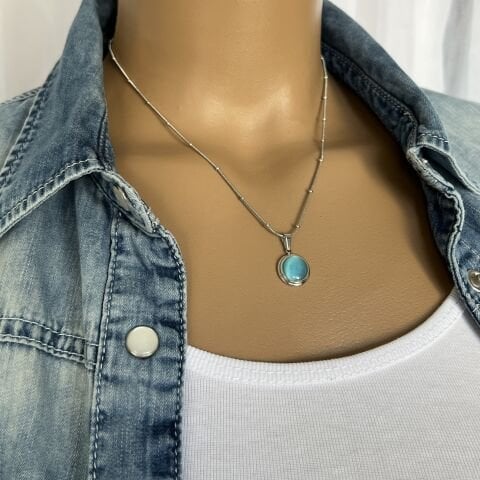 GÜMÜŞ RENK ÇELİK MAVİ TAŞLI KOLYE