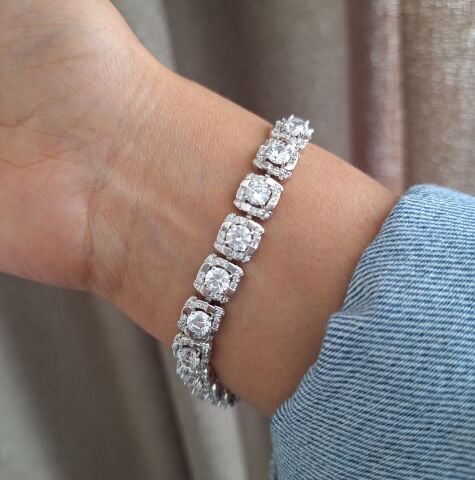 GÜMÜŞ RENK XUPİNG TAM TUR BİLEKLİK