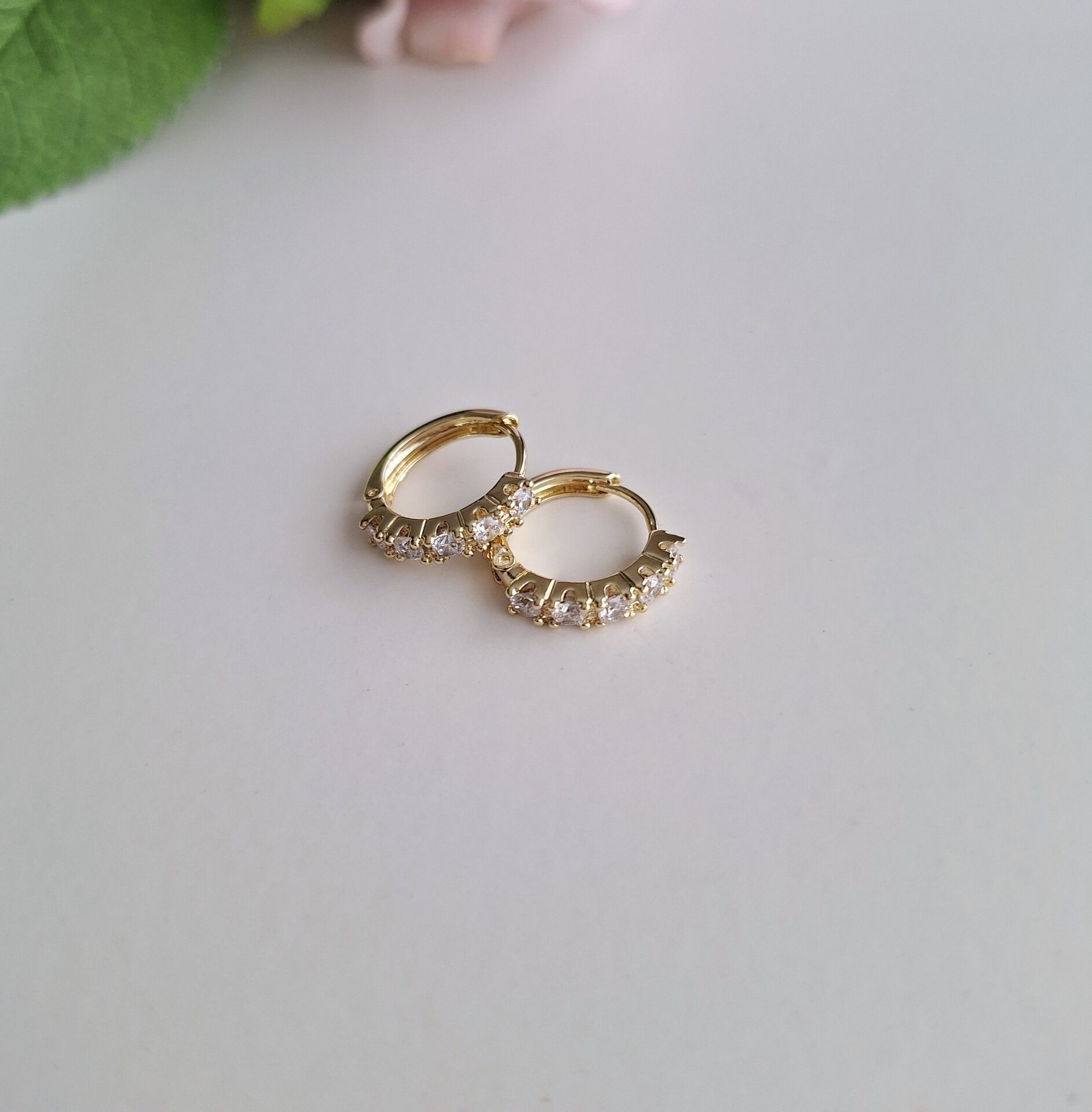 14 AYAR ALTIN RENGİ XUPİNG KÜPE