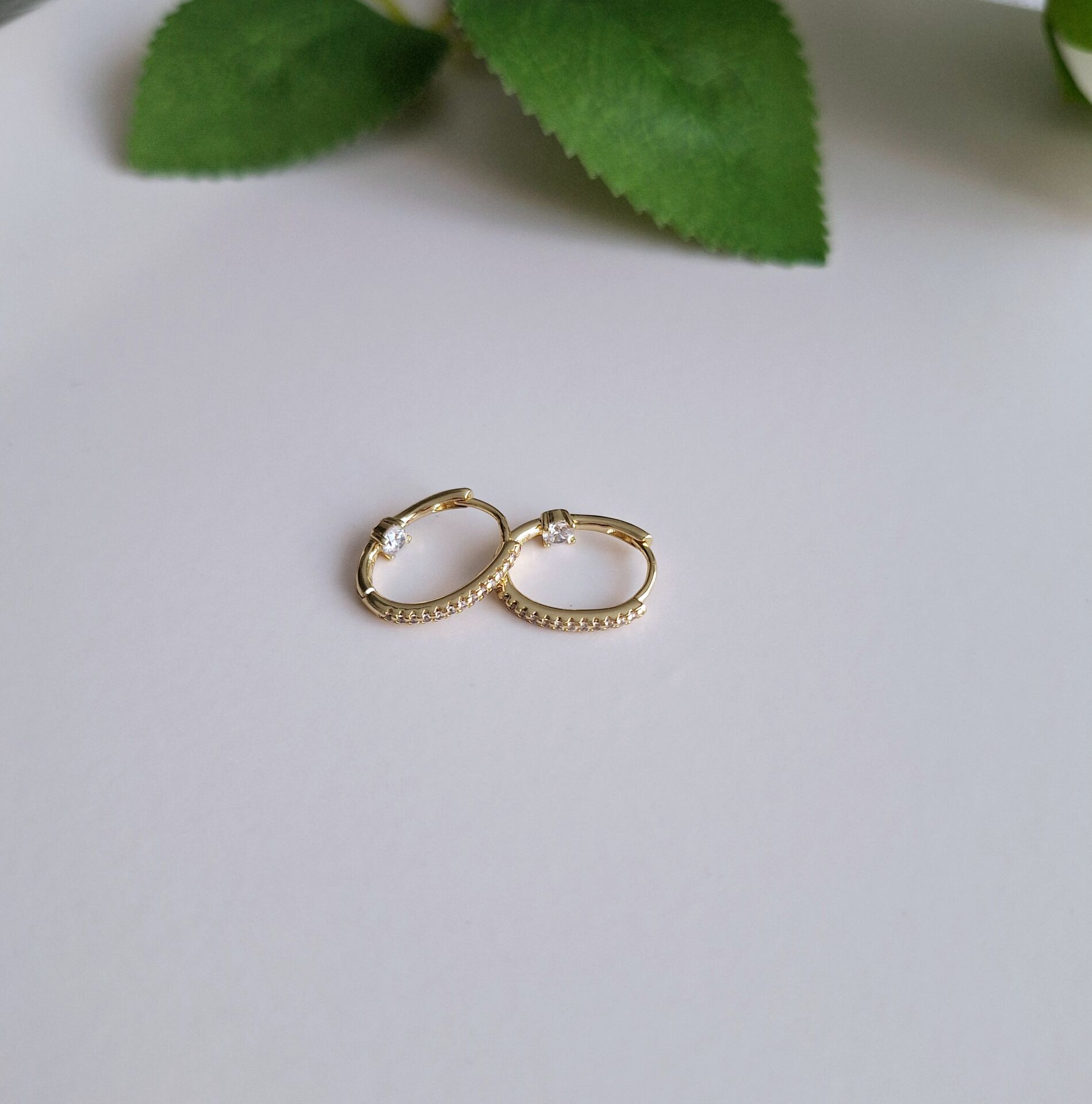 14 AYAR ALTIN RENGİ XUPİNG KÜPE