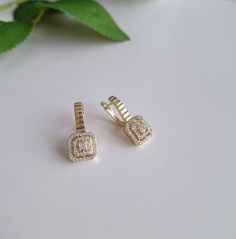 BAGET MODEL XUPİNG KÜPE 14 AYAR ALTIN RENGİ