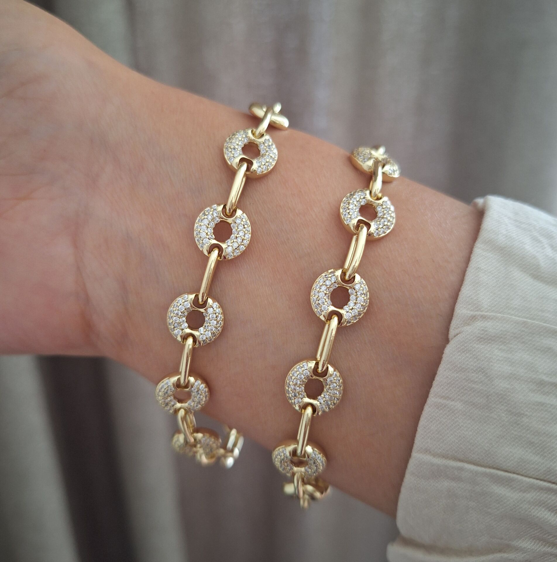 XUPİNG BİLEKLİK 14 AYAR ALTIN RENGİ