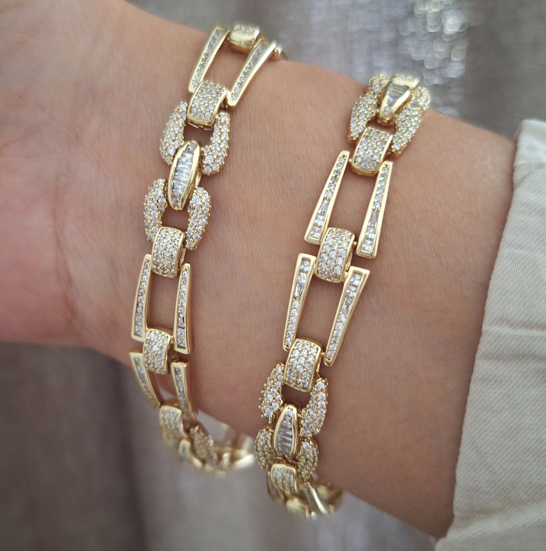 XUPİNG BİLEKLİK 14 AYAR ALTIN RENGİ