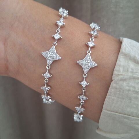 GÜMÜŞ RENK XUPİNG BİLEKLİK