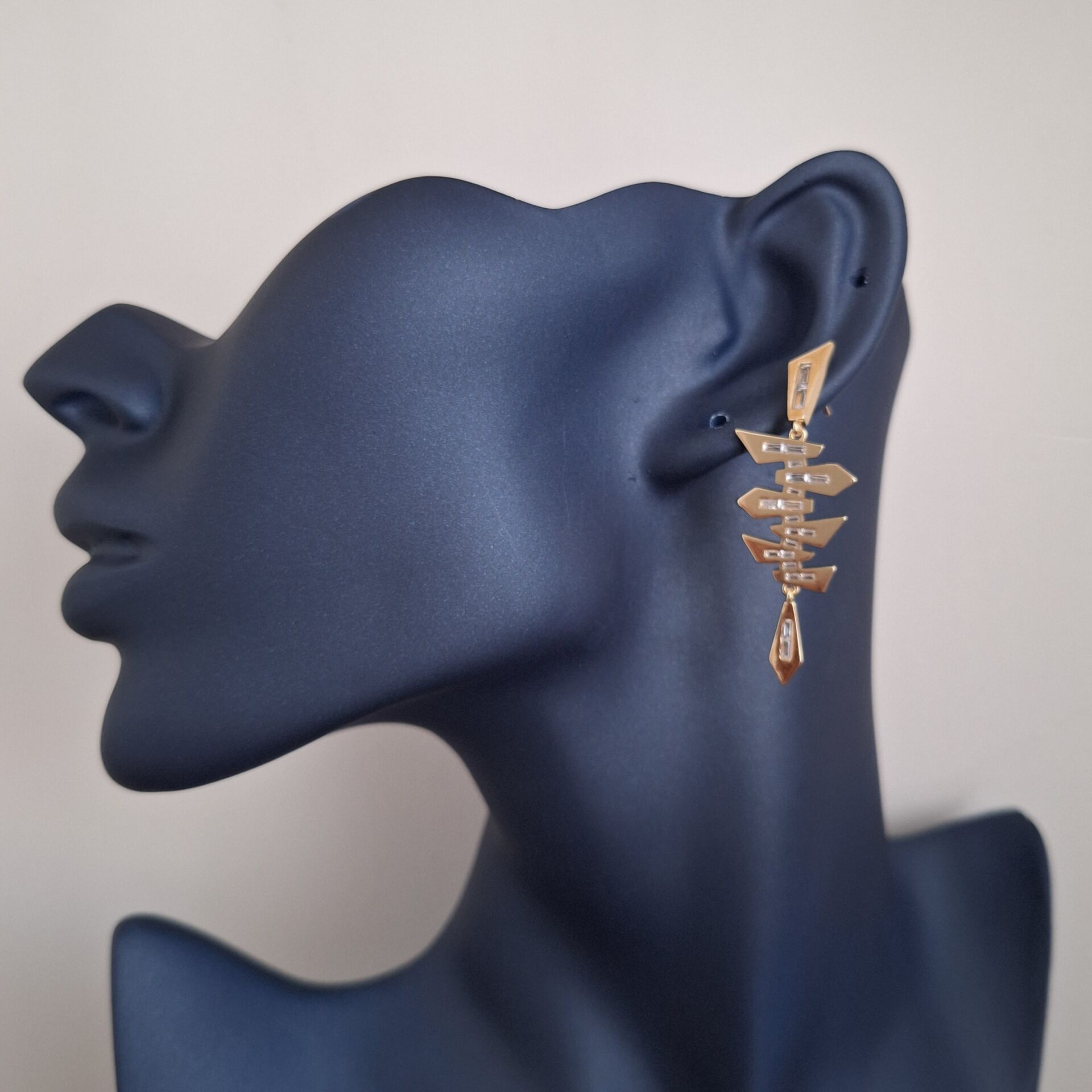 14 AYAR ALTIN RENGİ XUPİNG KÜPE