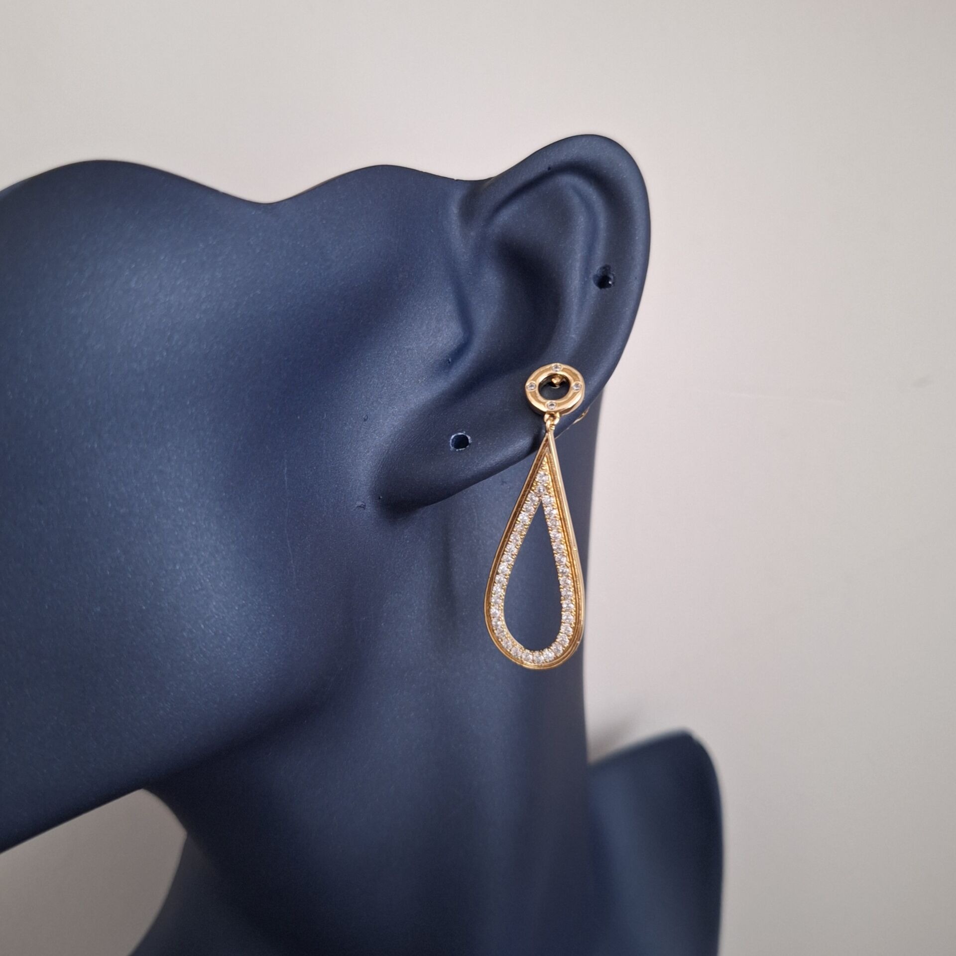 14 AYAR ALTIN RENGİ XUPİNG KÜPE