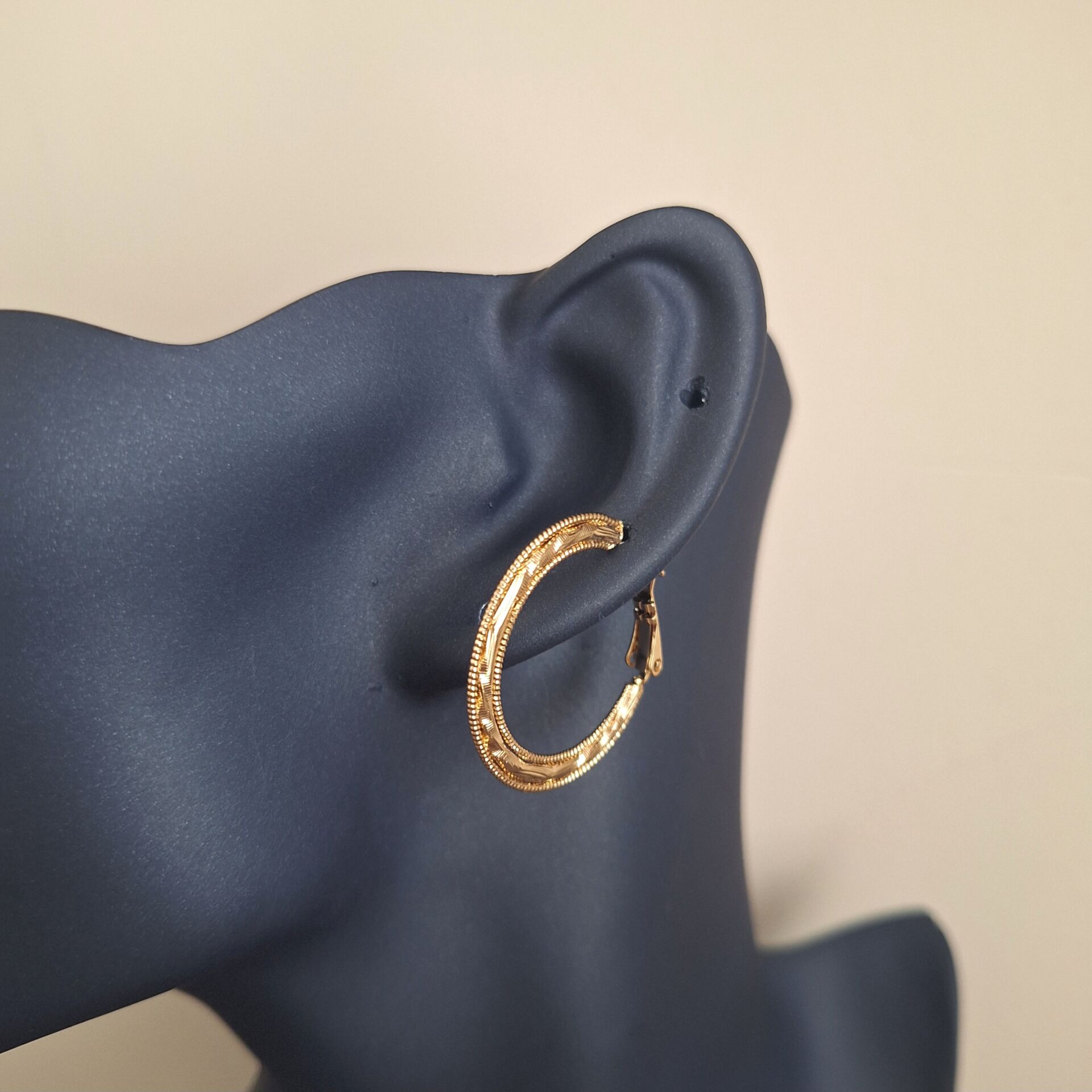 TAŞSIZ XUPİNG HALKA KÜPE