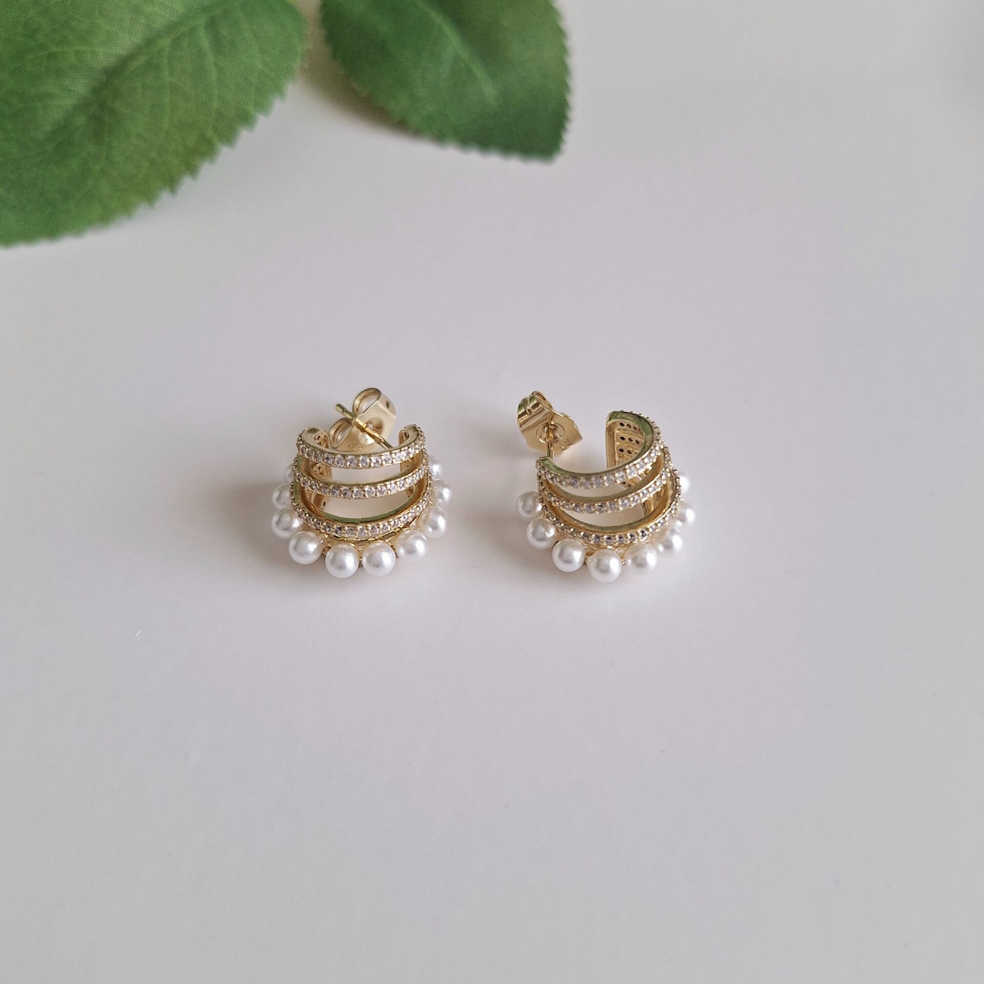 ÇOKLU GÖRÜNÜMLÜ XUPİNG KÜPE