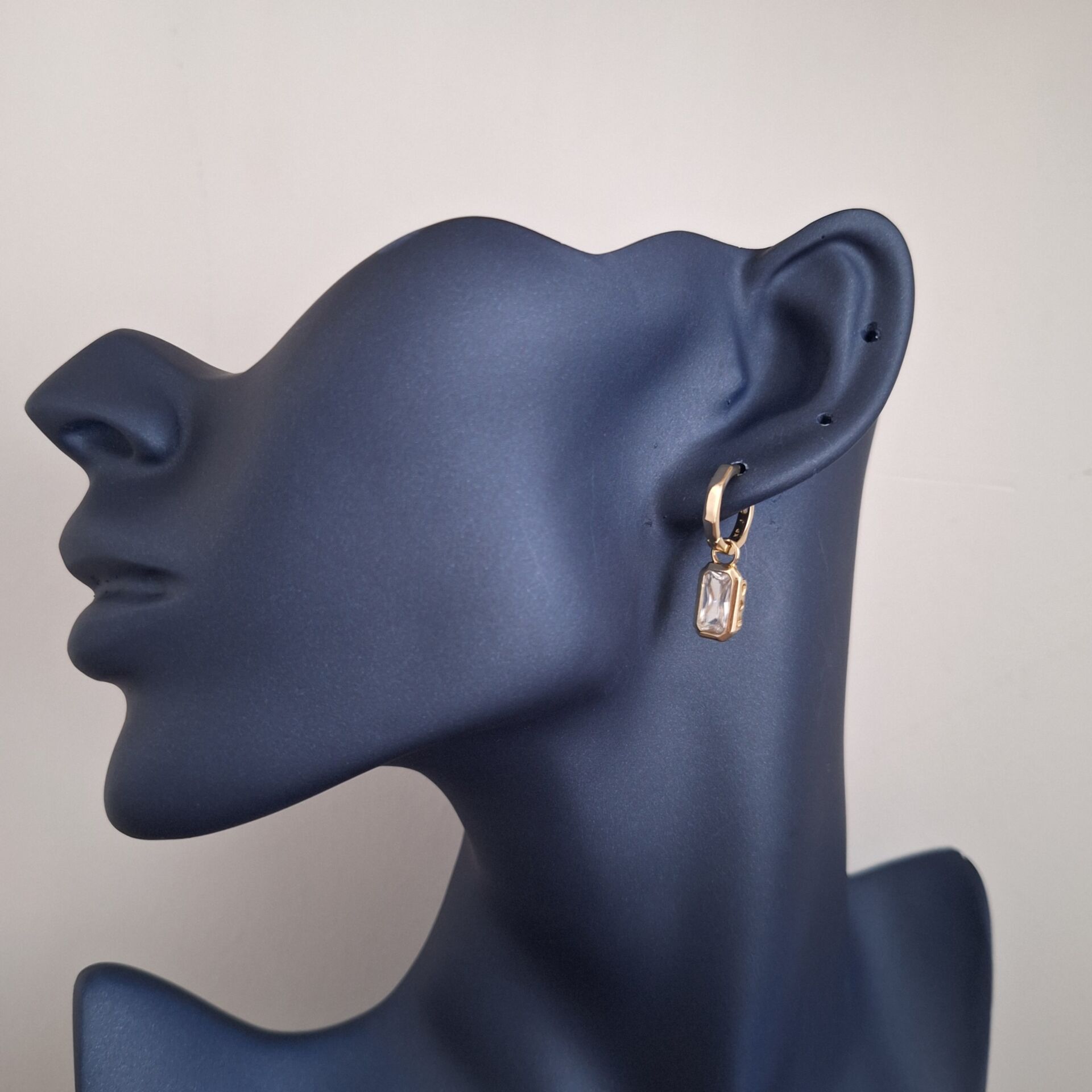 14 AYAR ALTIN RENGİ XUPİNG KÜPE