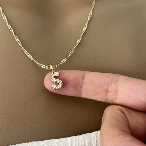 XUPING TAŞLI HARF KOLYE (S) 14 AYAR GÖRÜNÜMLÜ