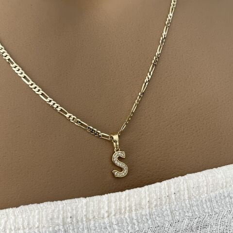 XUPING TAŞLI HARF KOLYE (S) 14 AYAR GÖRÜNÜMLÜ