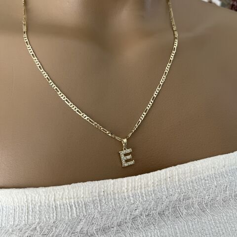 XUPING TAŞLI HARF KOLYE (E) 14 AYAR GÖRÜNÜMLÜ